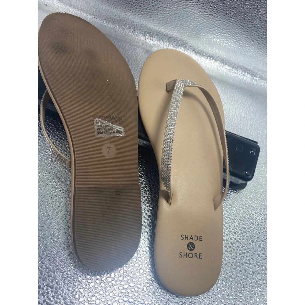 Shade & Shore Womens Rhinestone Flip Flop Sandals Tan Beige Sparkle Size 7